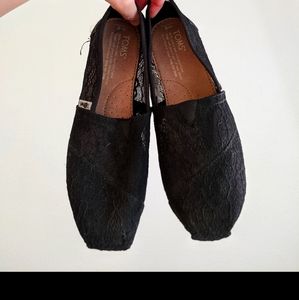 Black Lace Toms